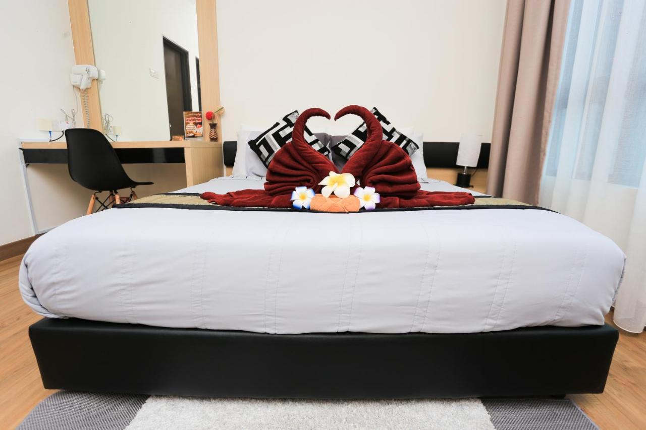 Mlh Deluxe Studio Suites @ Landmark Residence Cheras Zewnętrze zdjęcie