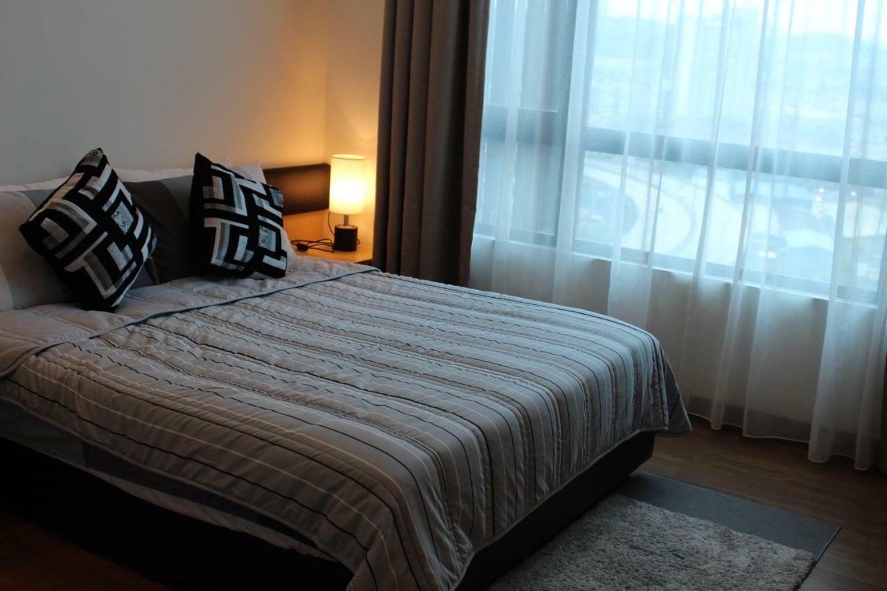 Mlh Deluxe Studio Suites @ Landmark Residence Cheras Zewnętrze zdjęcie