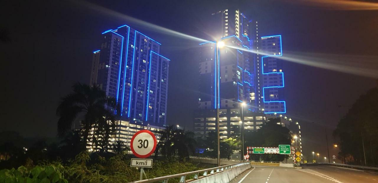 Mlh Deluxe Studio Suites @ Landmark Residence Cheras Zewnętrze zdjęcie