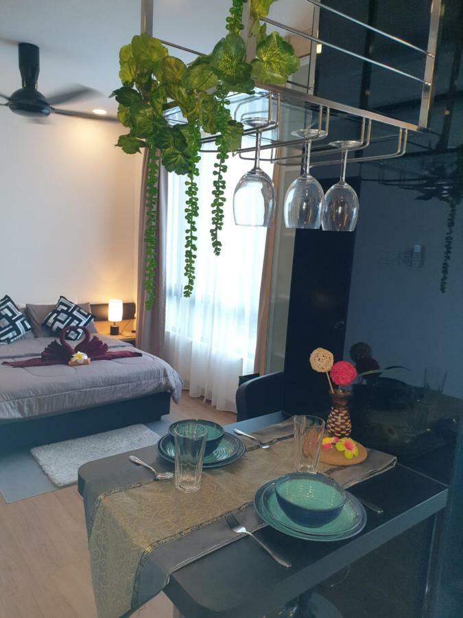 Mlh Deluxe Studio Suites @ Landmark Residence Cheras Zewnętrze zdjęcie