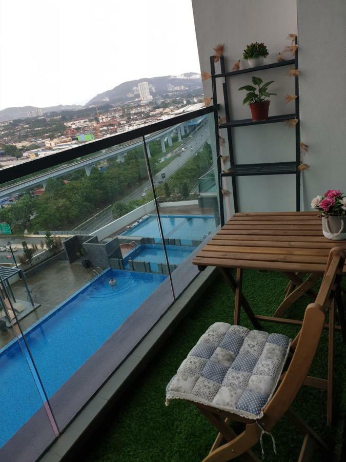Mlh Deluxe Studio Suites @ Landmark Residence Cheras Zewnętrze zdjęcie