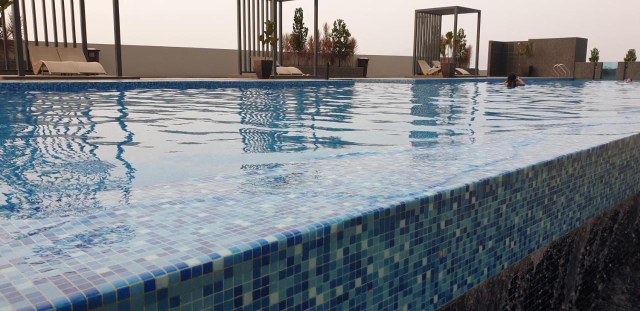 Mlh Deluxe Studio Suites @ Landmark Residence Cheras Zewnętrze zdjęcie