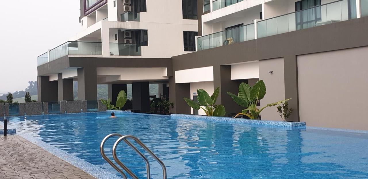 Mlh Deluxe Studio Suites @ Landmark Residence Cheras Zewnętrze zdjęcie
